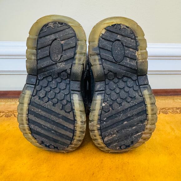 Batman D.C. Comics Toddler Waterproof Rain Snow Boots Size 1 - Picture 4 of 7